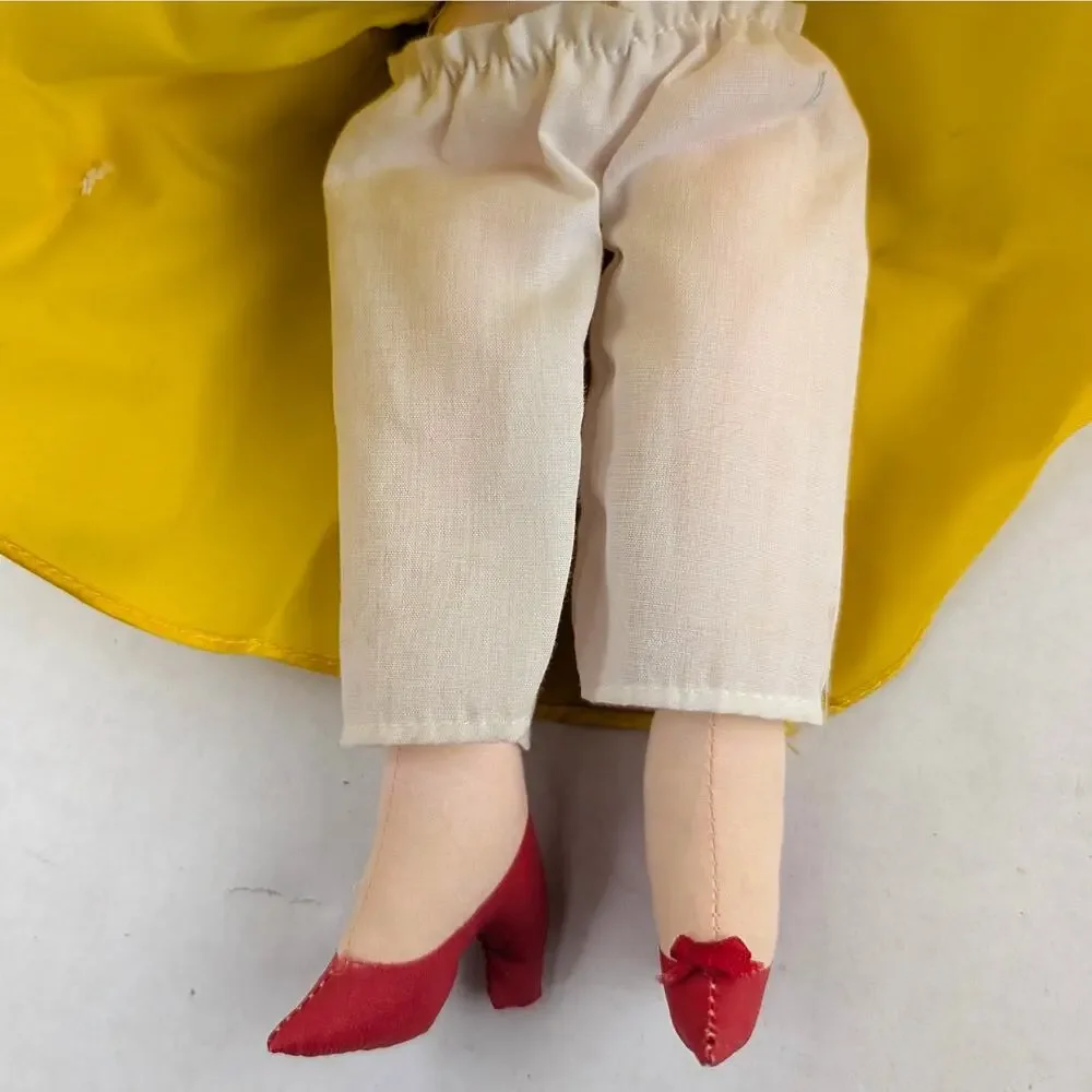 Vintage 1980s Applause Disney Snow White Pirouette Doll 13 Inch